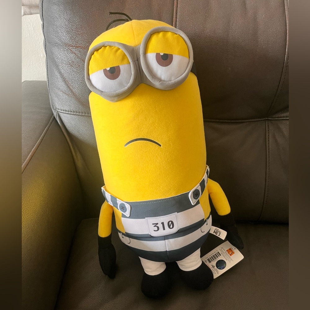 Kevin Despicable Me 3 Inmate Minion 310 Plush 15 Inch (2017) NWT